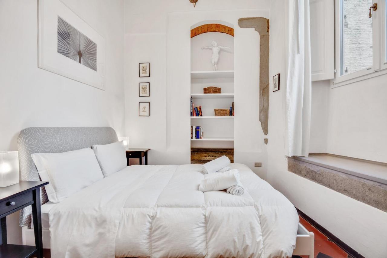 Porta Rossa Apartments Near Ponte Vecchio Флоренция Экстерьер фото