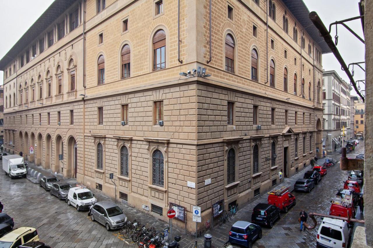 Porta Rossa Apartments Near Ponte Vecchio Флоренция Экстерьер фото